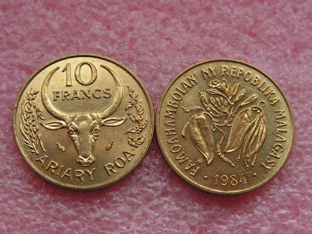 Мадагаскар 10 франков 1984 unc
