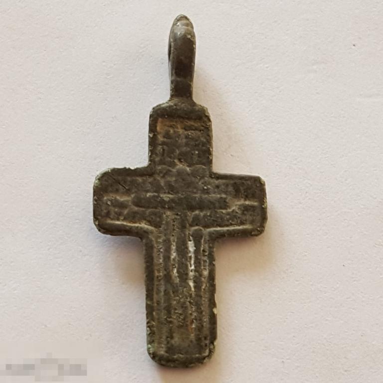 Крест распятие тельник крестик поломанный 