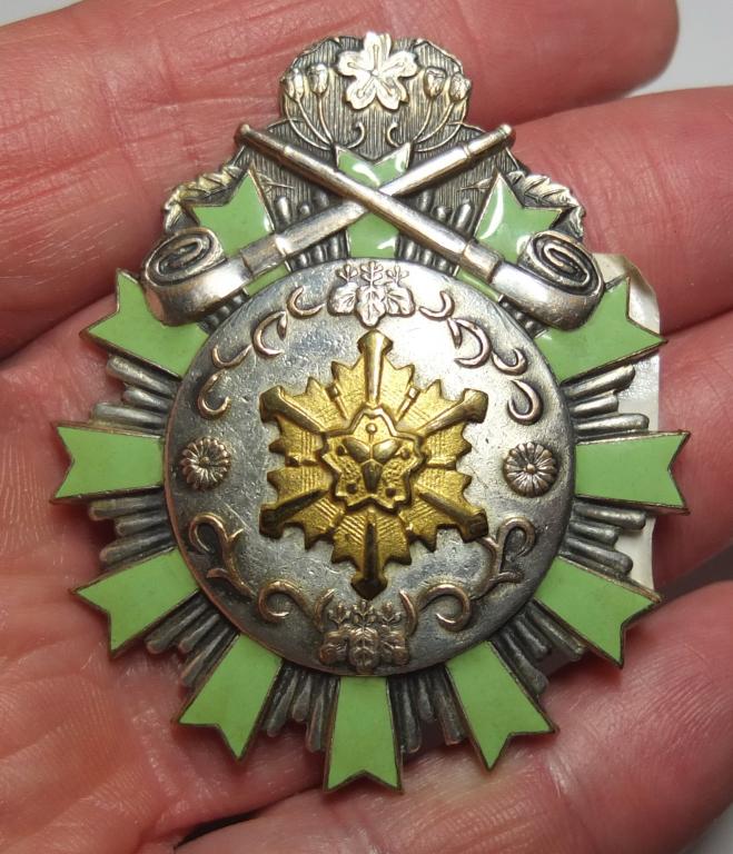 серебряный орден За долгую службу от японской противопожарной ассоциации