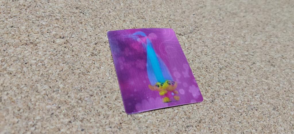 Карточка-переливашка Пятерочка Тролли Большие гастроли