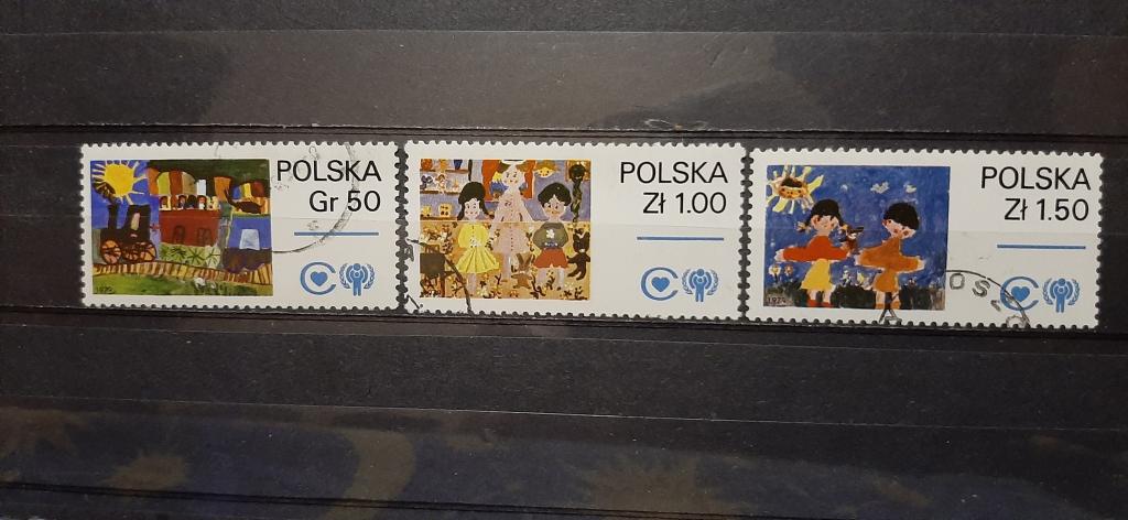 Польша живопись искусство рисунки детей 1979 гашёная