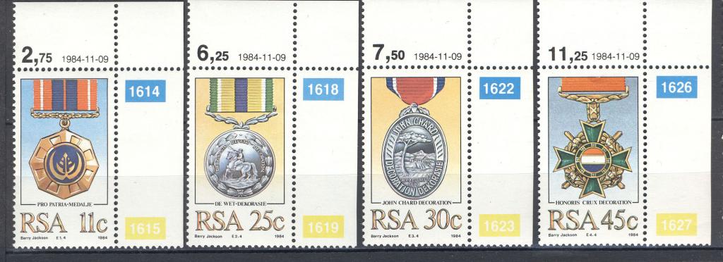 ЮАР 1984 г. серия   Награды негашеная** поля КЗ