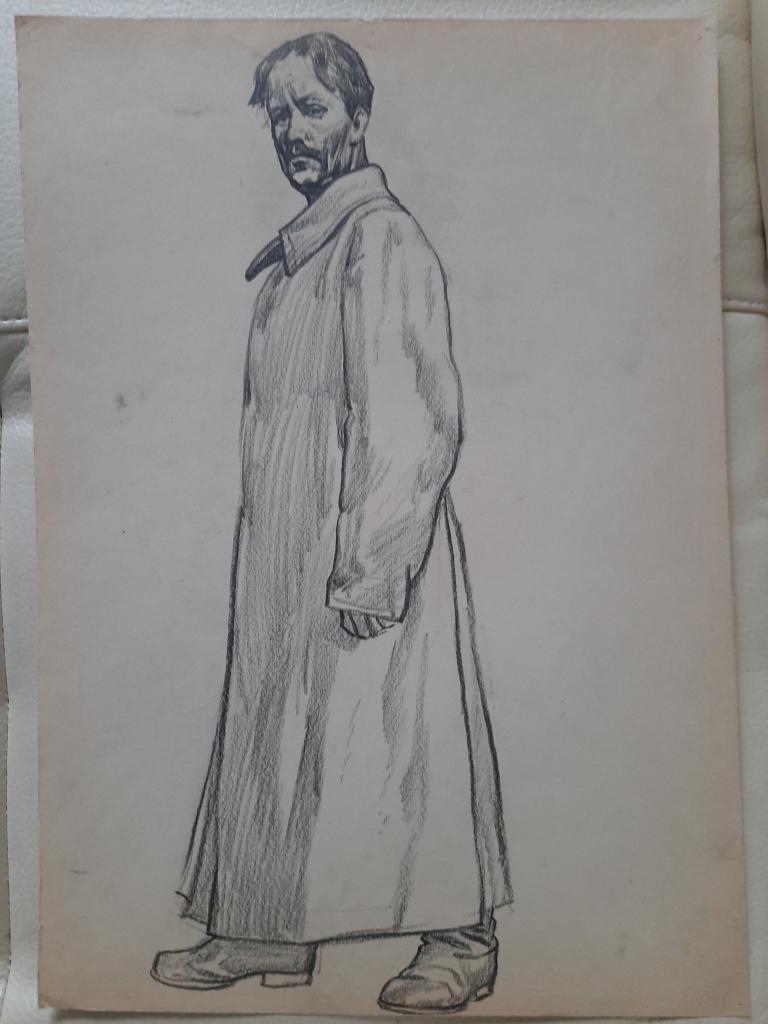 Папикян А.С. (1926-1997) Идущий усатый мужчина в шинели