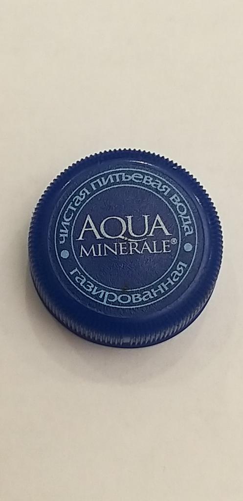 Пробка от бутылки ПЭТ. AQUA Minerale. Синяя. Разновидность 2.