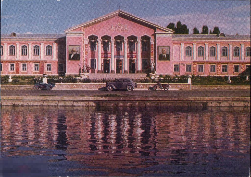 Дворец урунходжаева