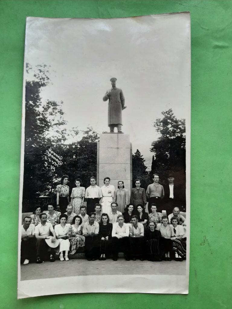 ФОТО КРЫМ ЯЛТА ПАМЯТНИК СТАЛИН