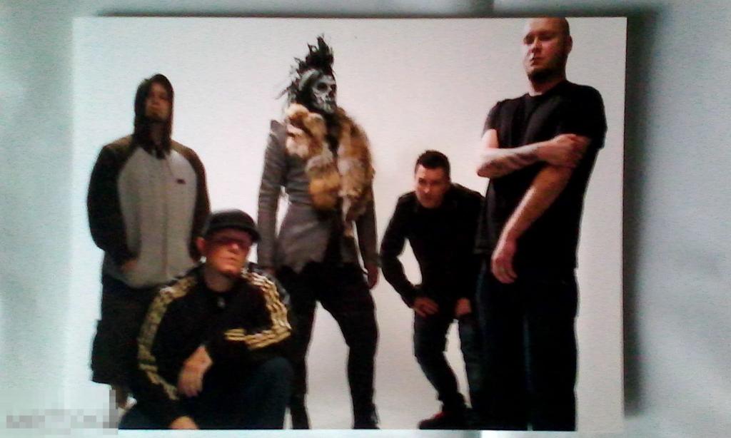 Такое a look around limp bizkit