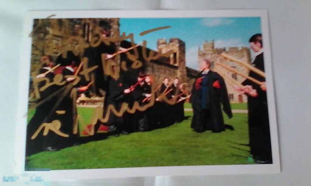 Зои Уонамейкер автограф Гарри Поттер