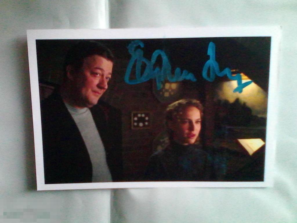 Стивен Фрай автограф V — значит вендетта