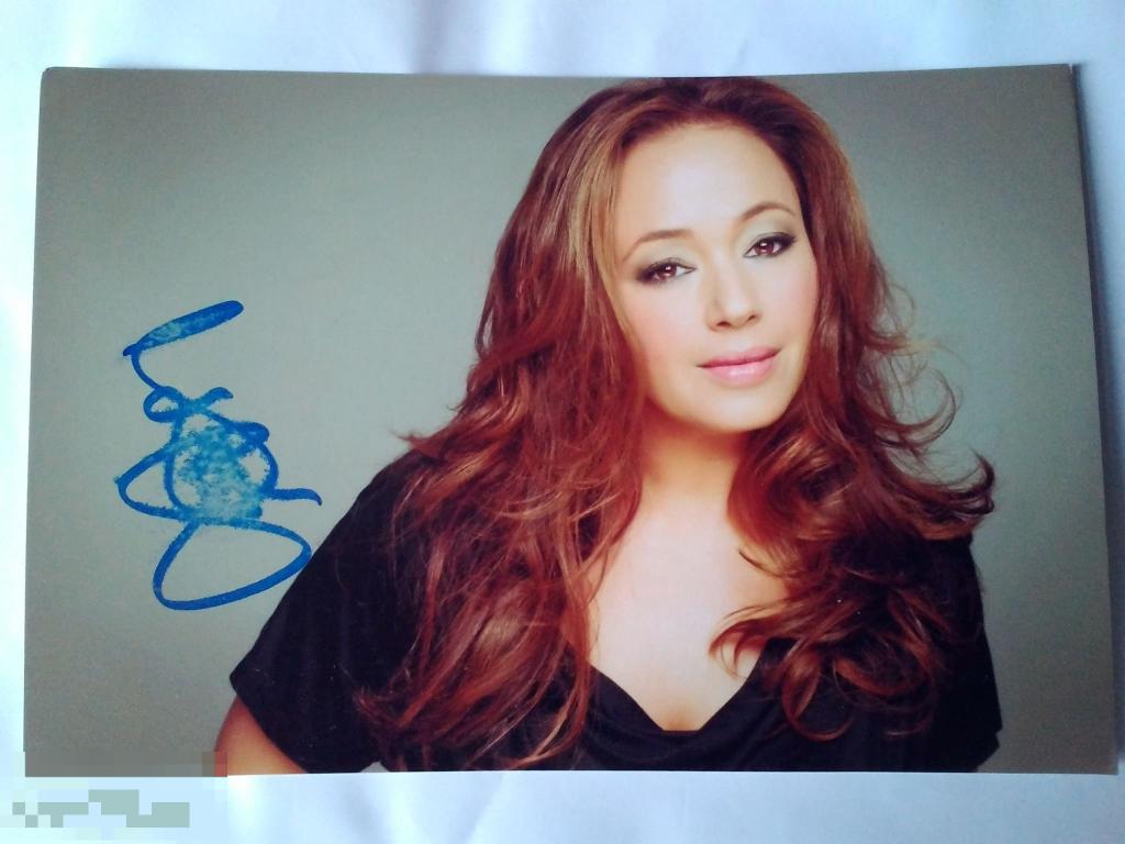 Лиа Ремини автограф на фото 