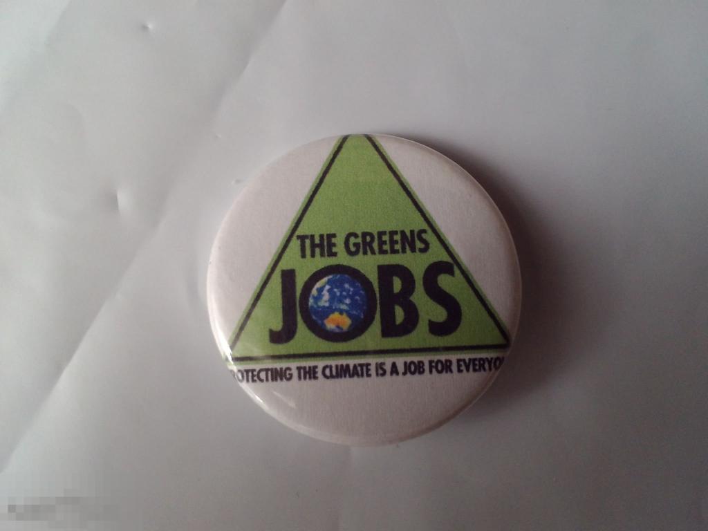 Значок The Greens Jobs — покупайте на Auction.ru по выгодной цене. Лот