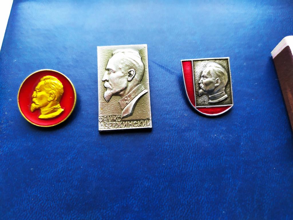 Значки(знаки) Феликс Дзержинский лот 3 шт.