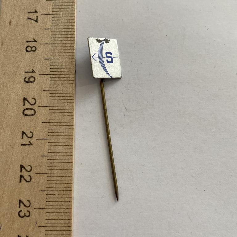 Коллекция знак ИНОСТРАННЫЙ ТЯЖЕЛЫЙ ЗНАЧОК иголка игла Лист 548 Более 20000