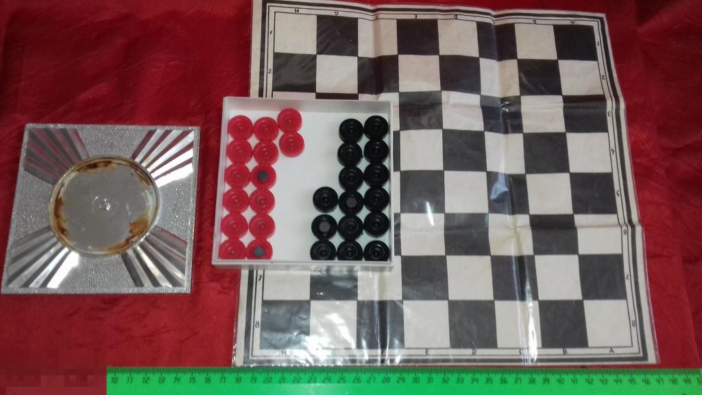 Шашки.Настольные. СССР. Дёшево.Распродажа. Игра.Игрушка. 