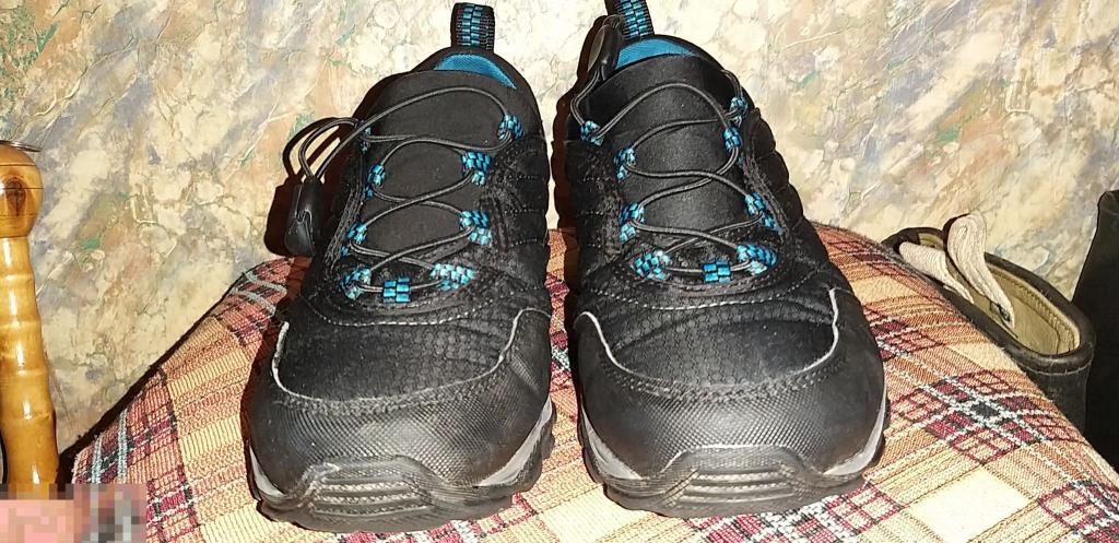 Кроссовки. 39 р. Обувь. Женские? Спорт. Подарок. МРЕЛЛ. Фирма. Спорт. 