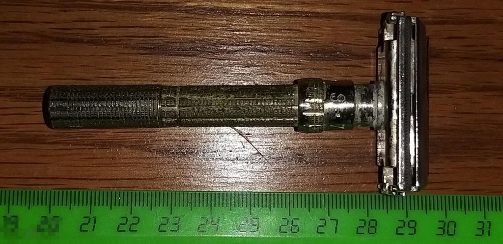 Станок.Бритвенный.Т образный?Бритьё. Металл. Подарок.Красота. Инструмент. 