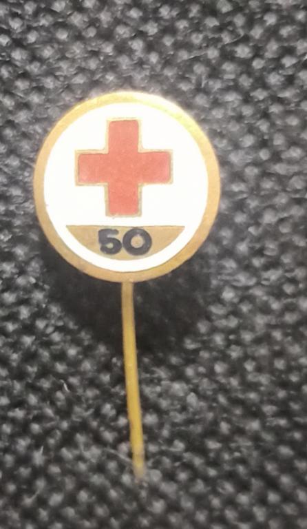 Значок. 50 лет красному кресту. Редкий
