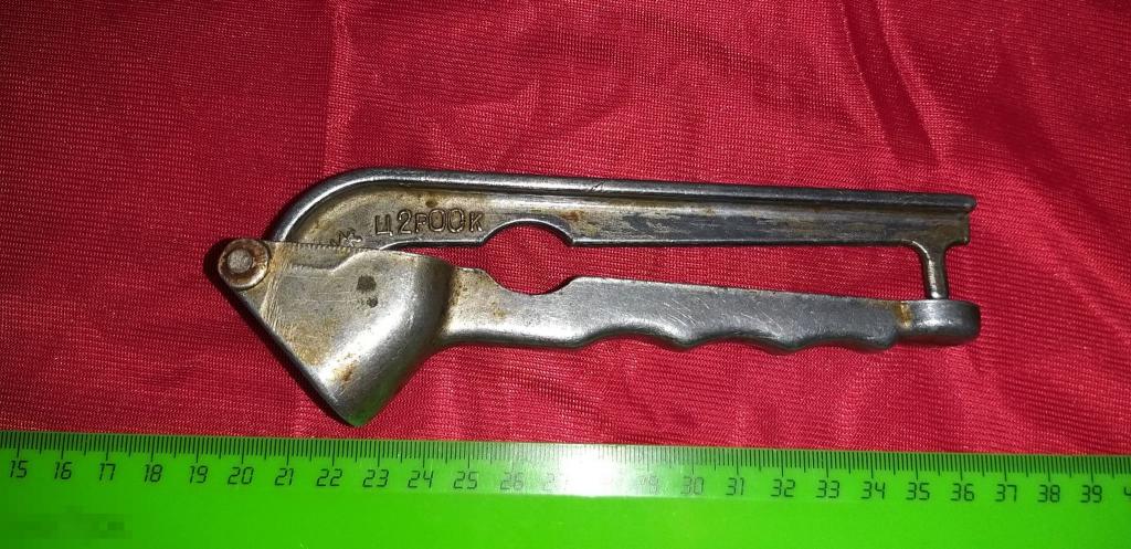 Чеснокодавка.Инструмент.СССР. Кухня.Повар.Готовка. Еда. 