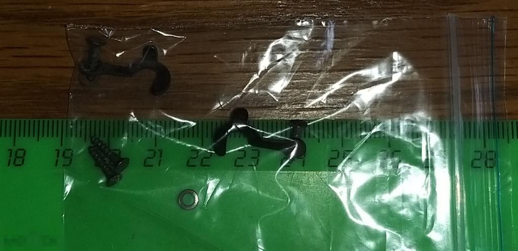 Крючки.Замки?  Коробка?Шкатулка? Шахматная доска?Настенные часы. Фурнитура. Инструмент. 