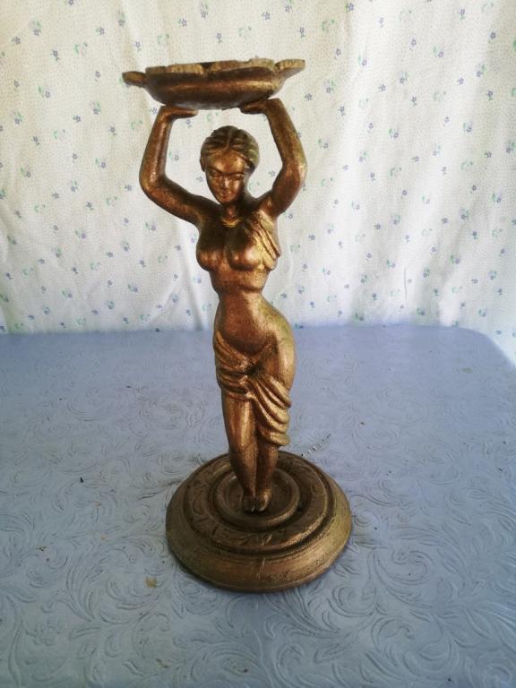 Подсвечник статуэтка девушка с чашей немагнитный металл литье