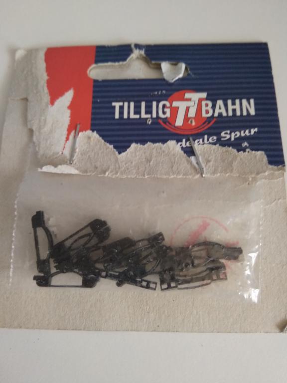 12мм (ТТ) Сцепки 15 штук Tillig 8826