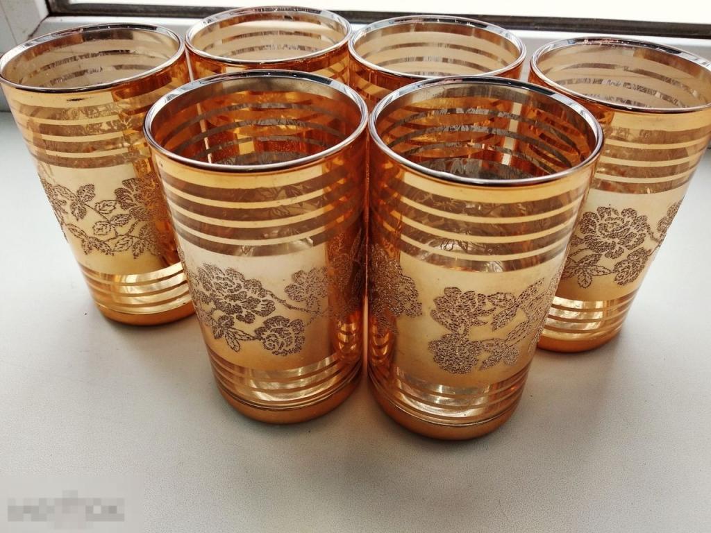 подстаканник позолота ссср. стакан с подстаканником. серебряный бокал с позолотой. стаканы с позолотой. бокалы серебро с золотом.