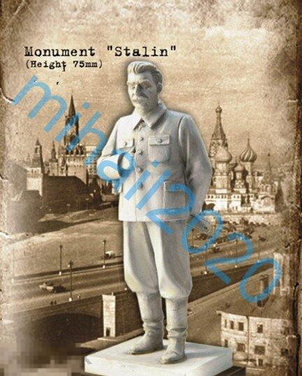 Фигурка 1:35 №008 И.В. СТАЛИН смола лот - 1шт
