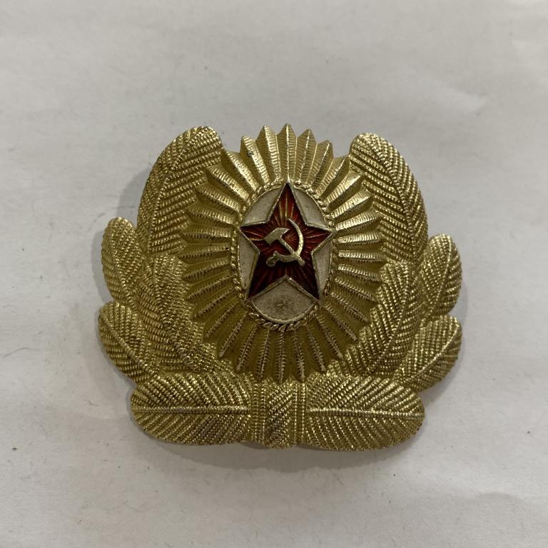 Коллекция знак значок КОКАРДА ОФИЦЕРСКАЯ  Лист Т4 Более 20000 шт