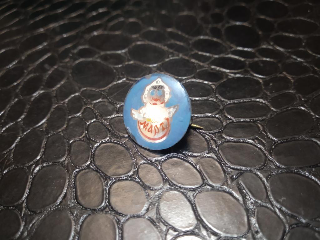 знак значок СССР редкий стекло праздник 8 марта