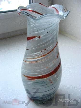 Ваза РУЧНАЯ РАБОТА СССР цветное стекло гутная техника 