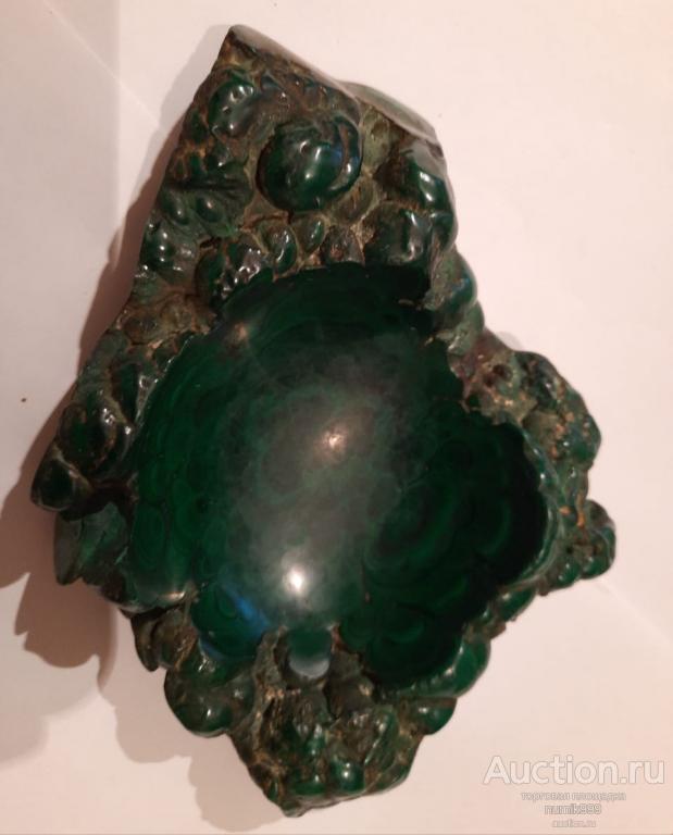 Пепельница побольше: из доработанного самородного Русского!!!(уральского) малахита!!!