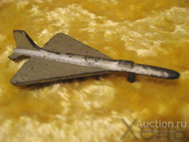 Модель самолета АН-25 СССР оловянный солдатик 