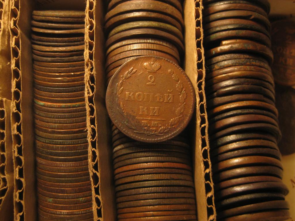 2 копейки 1810 !Отличный сохран! Пчёлка ! Короны ! До 1917 г.007