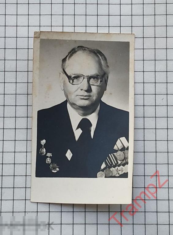 Фотография №8418 ветеран с наградами 