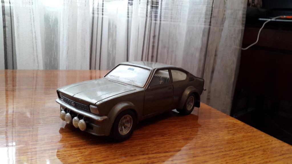 Модель автомобиля Opel Kadett GT/E Rally