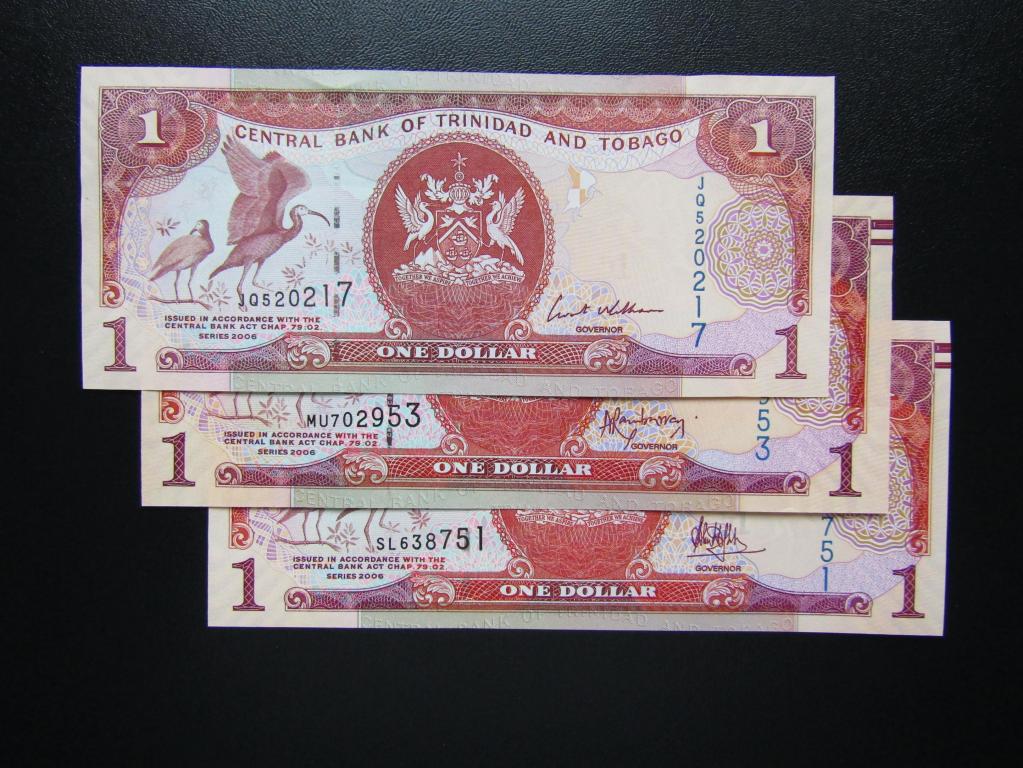 Тринидад и Тобаго - 1 доллар  2006г. 3 шт. Разные подписи. UNC.