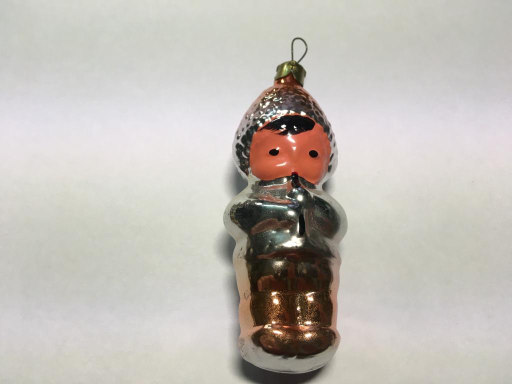 Елочная Игрушка Ребенок с дудочкой. Игрушка Кукла. Новогодняя игрушка. Новый год. Елочная игрушка.