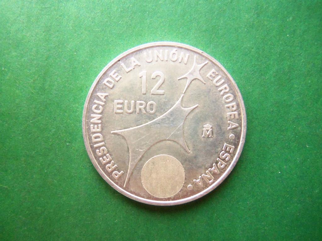 12 евро 2002 г. Испания,серебро.