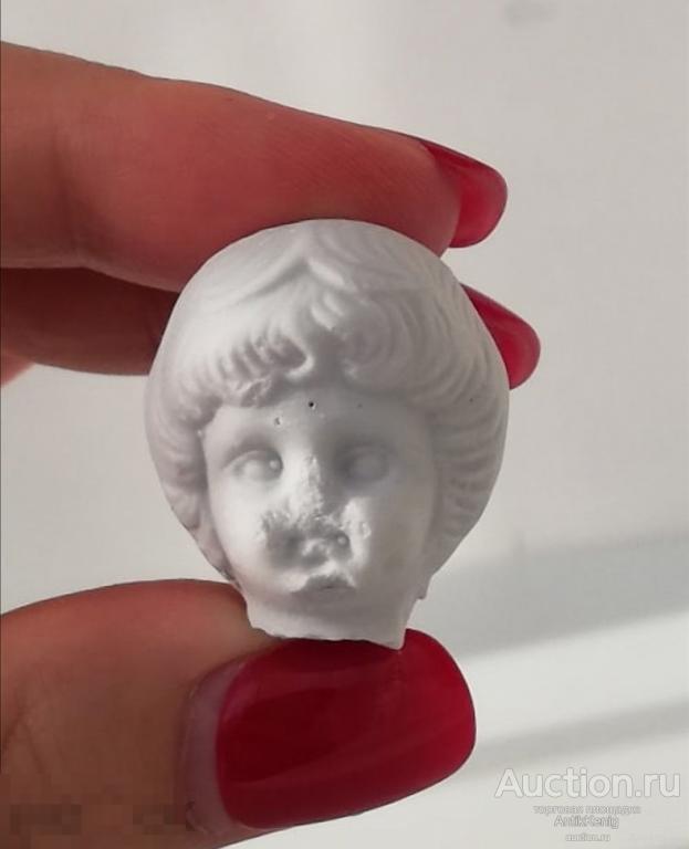 Антикварная фарфоровая головка Куколки Бисквит Около 1900 года 