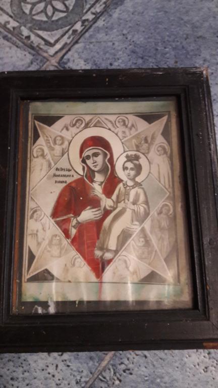 Старинные иконы одним лотом
