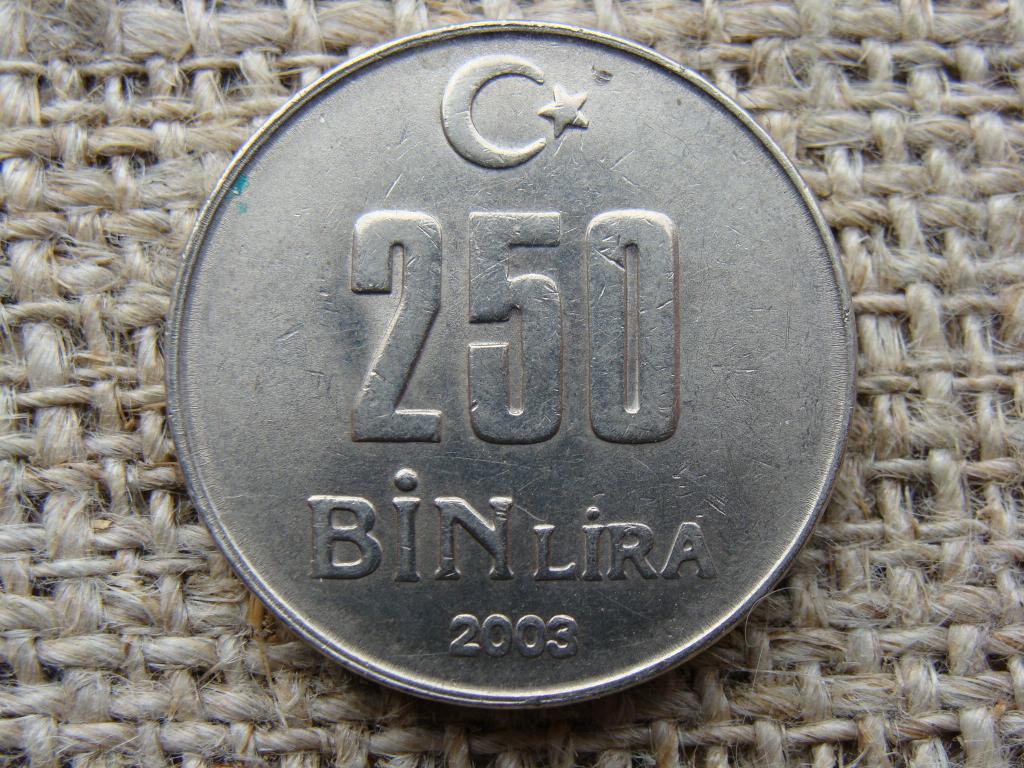 250000 лир 2003 год. Турция