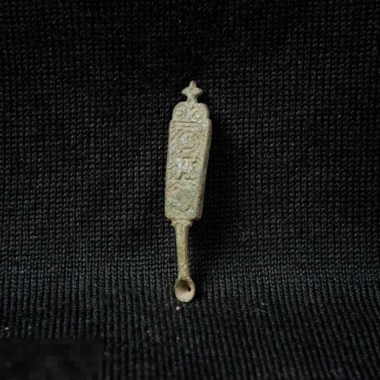 Редкая средневековая копоушка со зверьми — покупайте на Auction.ru по ...