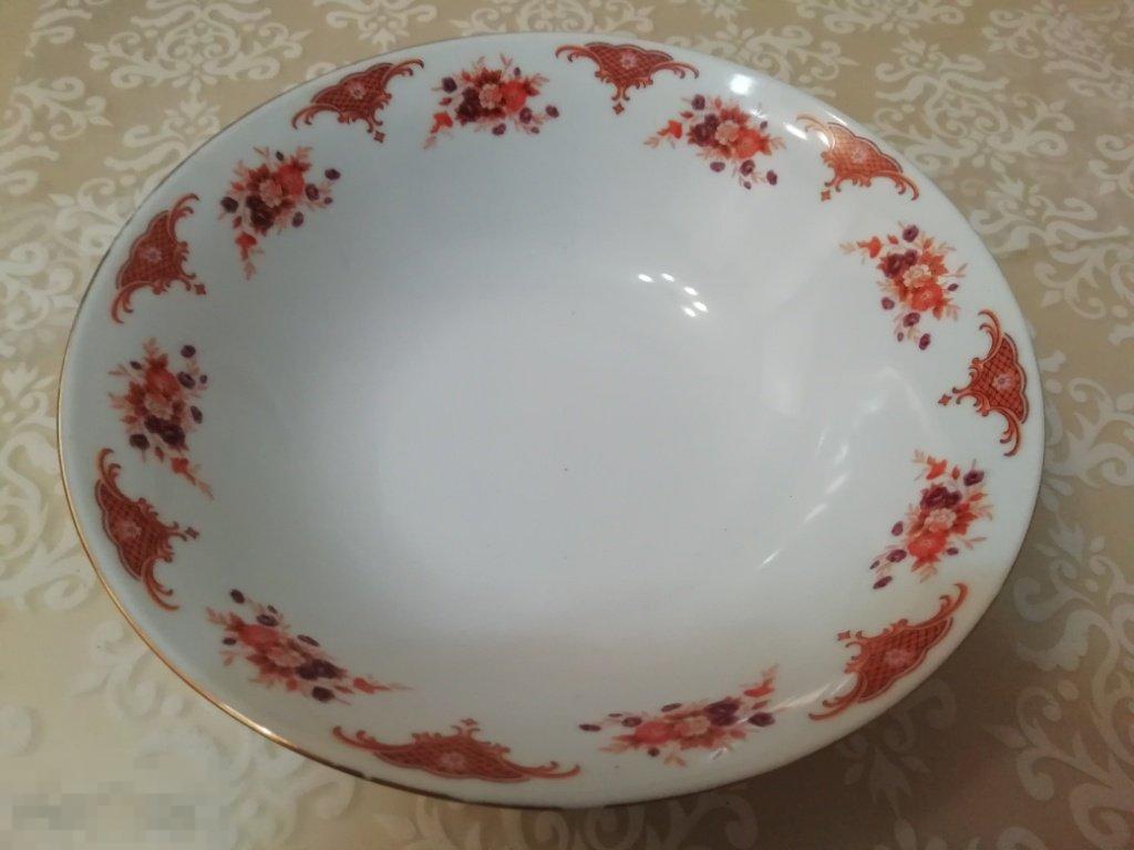 Салатник (глубокая тарелка) Made in China 