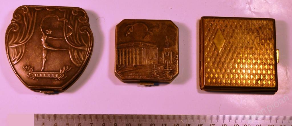 Пудреница СССР винтаж  ретро   (а.ВЛ11) 