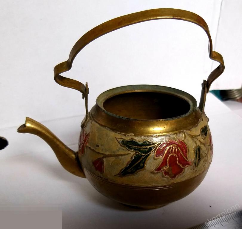 чайник   металл  сохран витнаж ретро   (а.грж) 