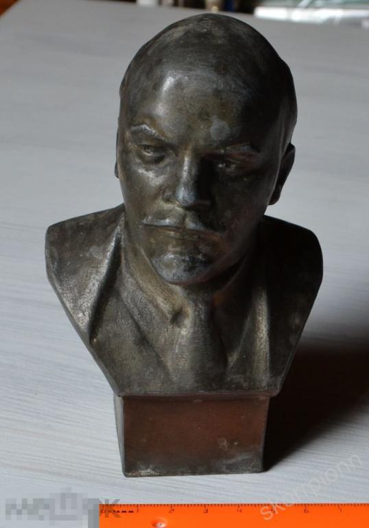 Ленин бюст   Геворкян  металл  (с.) 