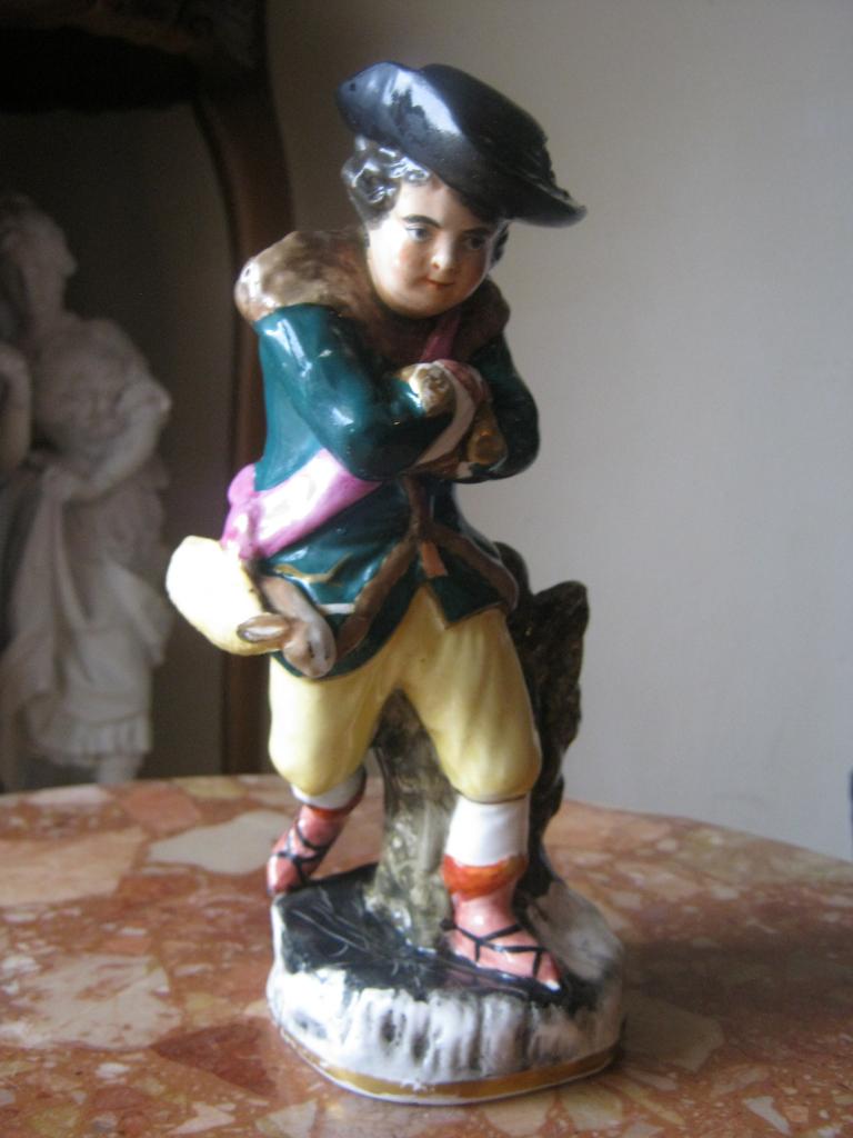 Аллегория зимы.Dudson Staffordshire (Англия ). Пер.пол. XIX в. Редкость.