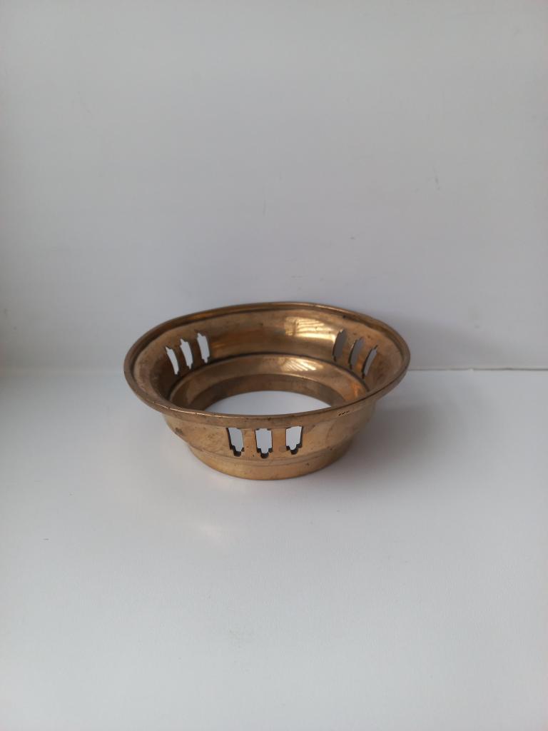 Конфорка на самовар.Литая. d 63 мм , h 40 мм  (N1)