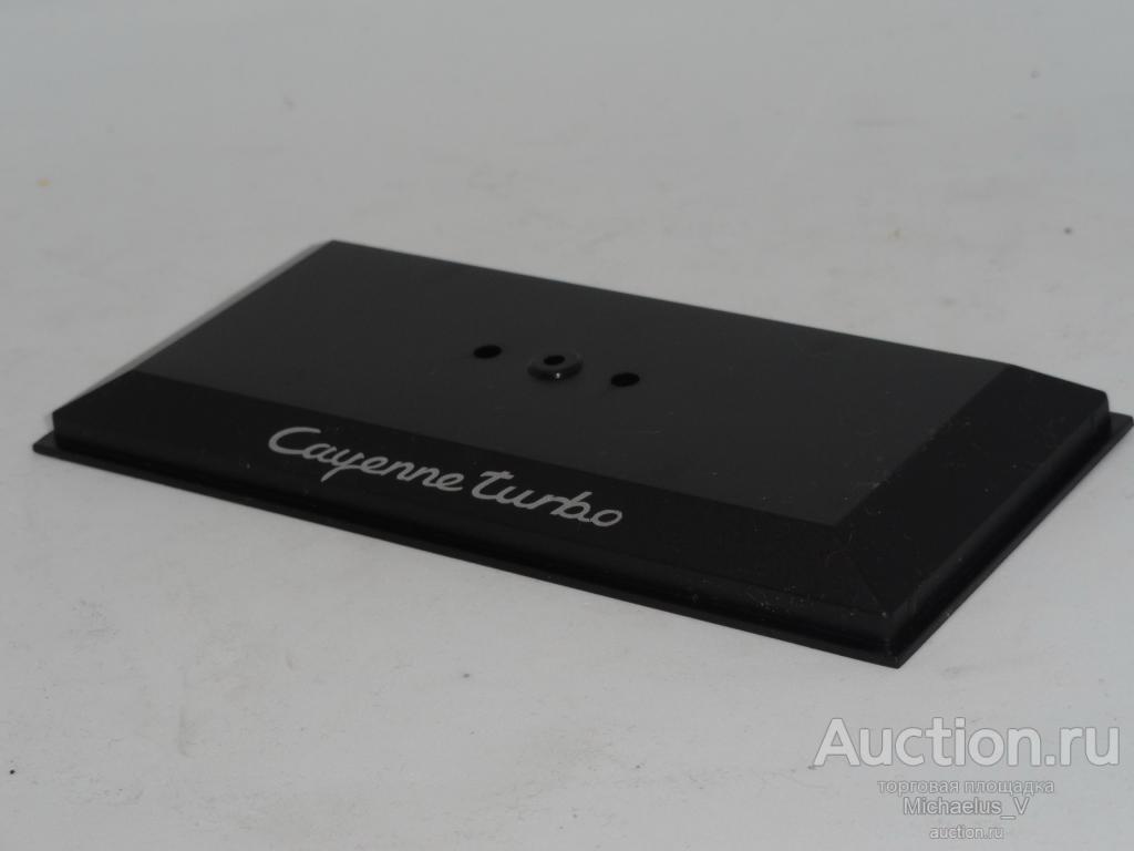 Подставка Porsche Cayenne Turbo, Minichamps