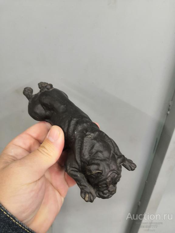 собака.пес. бульдог. мопс.бронза 15 см.европа